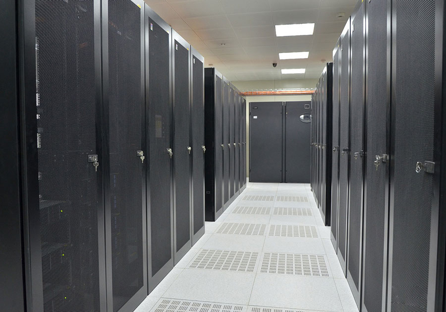 �ɶ�������Ŧ���Ļ���ʵ��